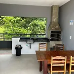 Residencial Vista do Pontal- Condomínio Samola - Ubatuba SP Apto 05
